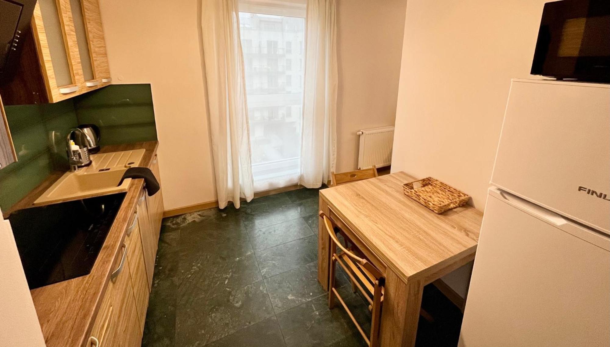 Oldtown Retro Apartment By Marina With Balcony For 6 People グダニスク エクステリア 写真