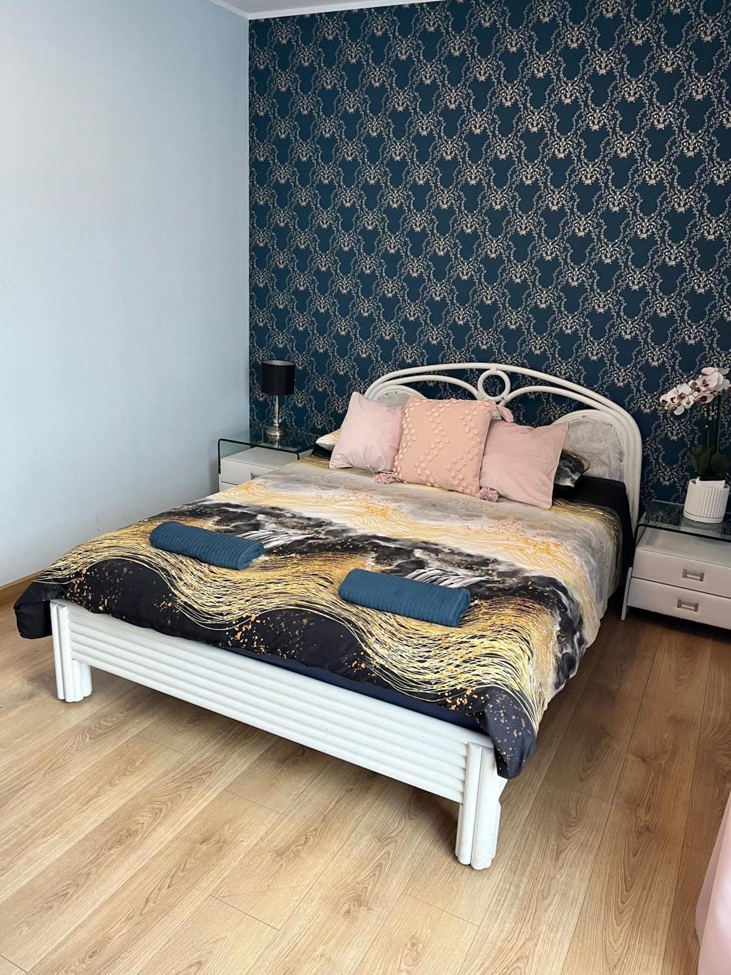 Oldtown Retro Apartment By Marina With Balcony For 6 People グダニスク エクステリア 写真